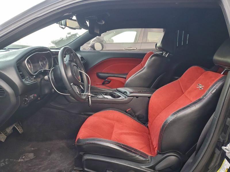 2015 Dodge Challenger sxt Plus