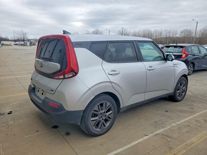2020 KIA Soul ex