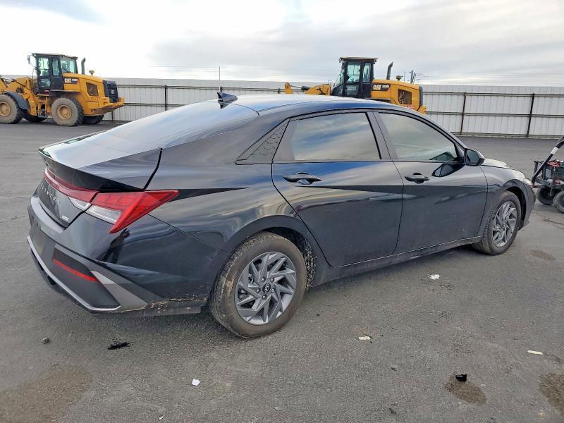2025 Hyundai Elantra Blue