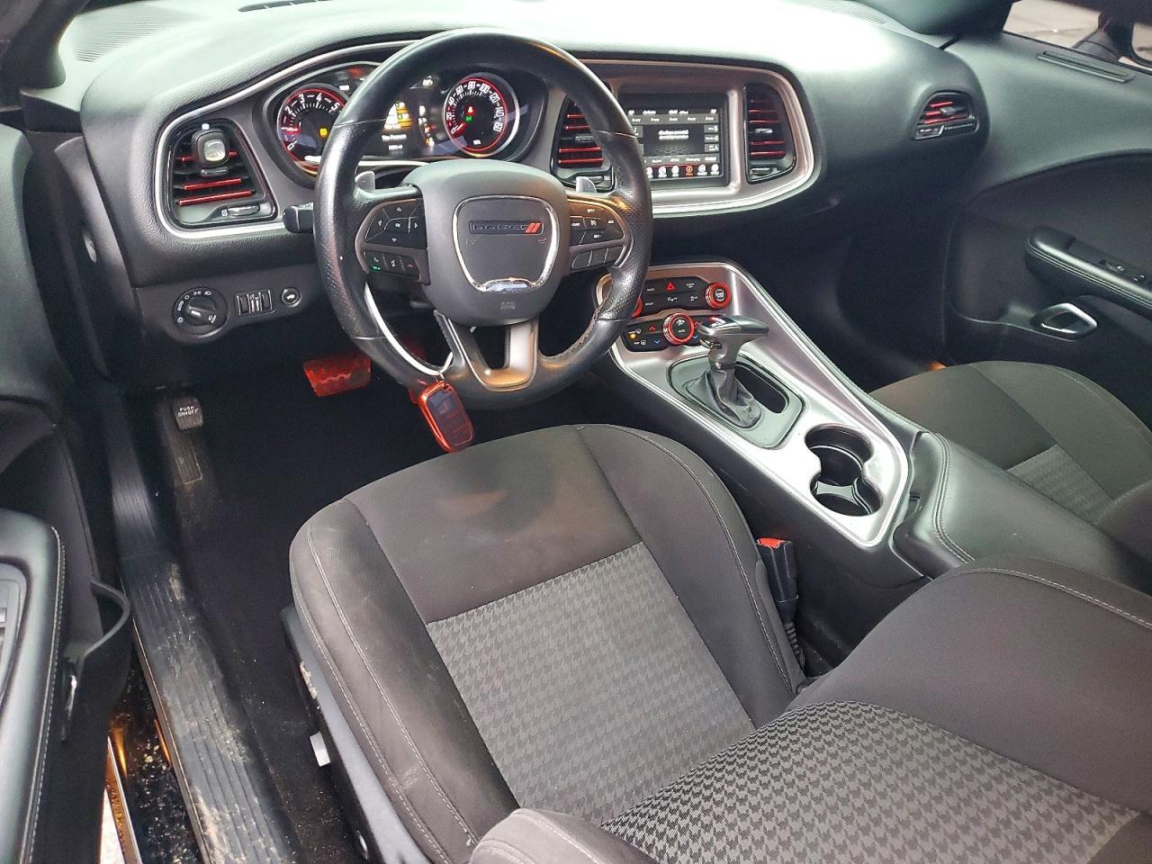 2019 Dodge Challenger gt