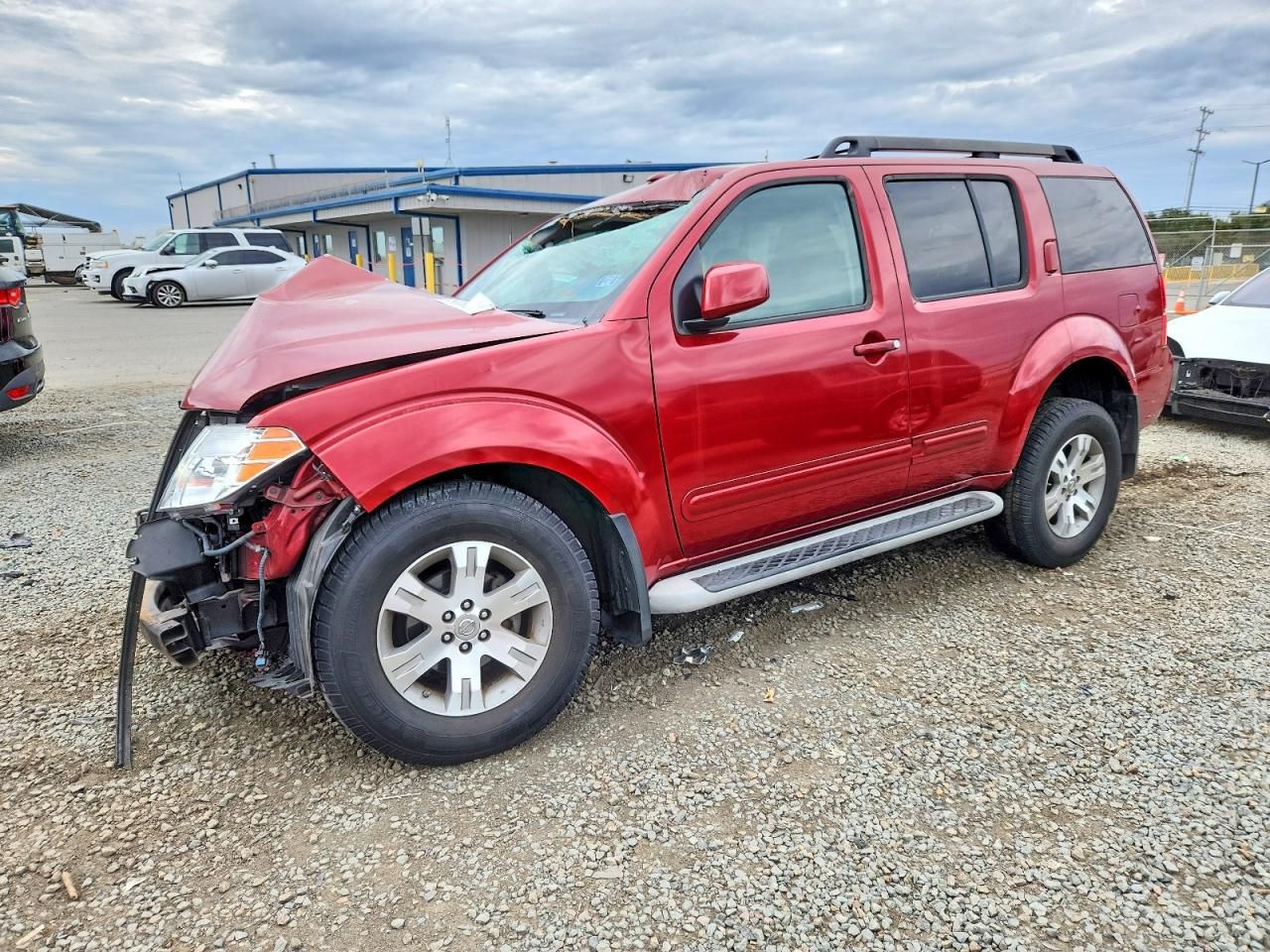 2010 Nissan Pathfinder s