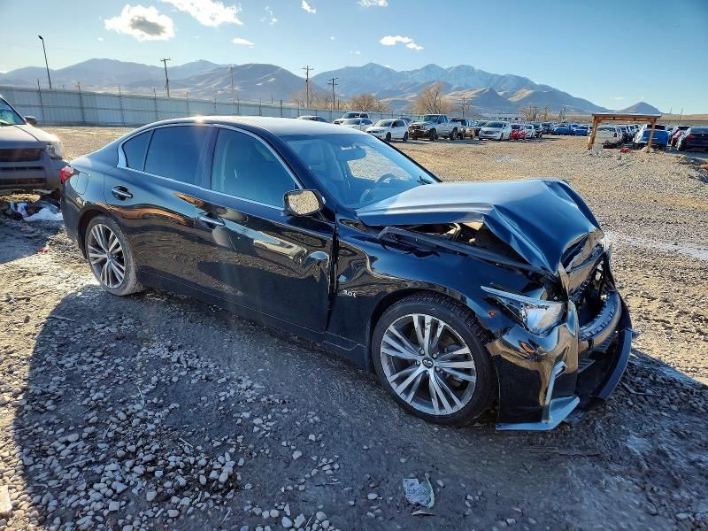 2018 Infiniti Q50 Luxe