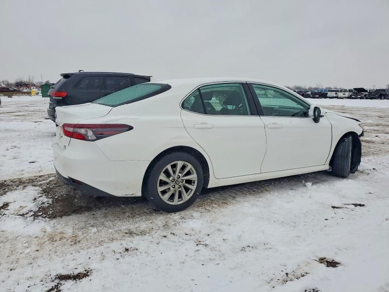 2023 Toyota Camry le
