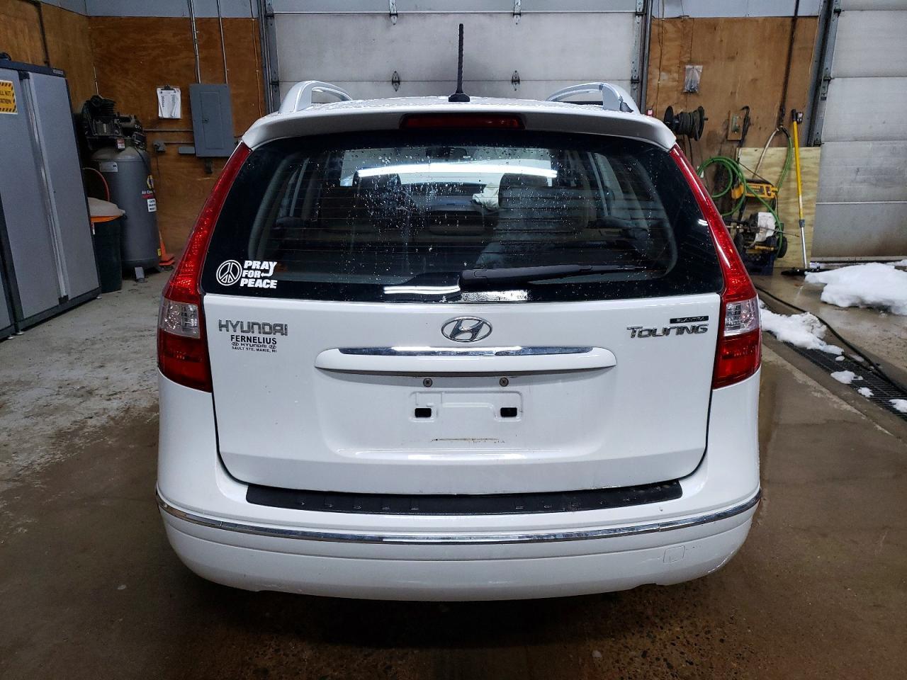 2011 Hyundai Elantra Touring gls