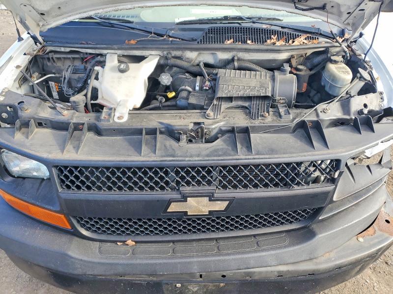 2011 Chevrolet Express 2500 Delivery van