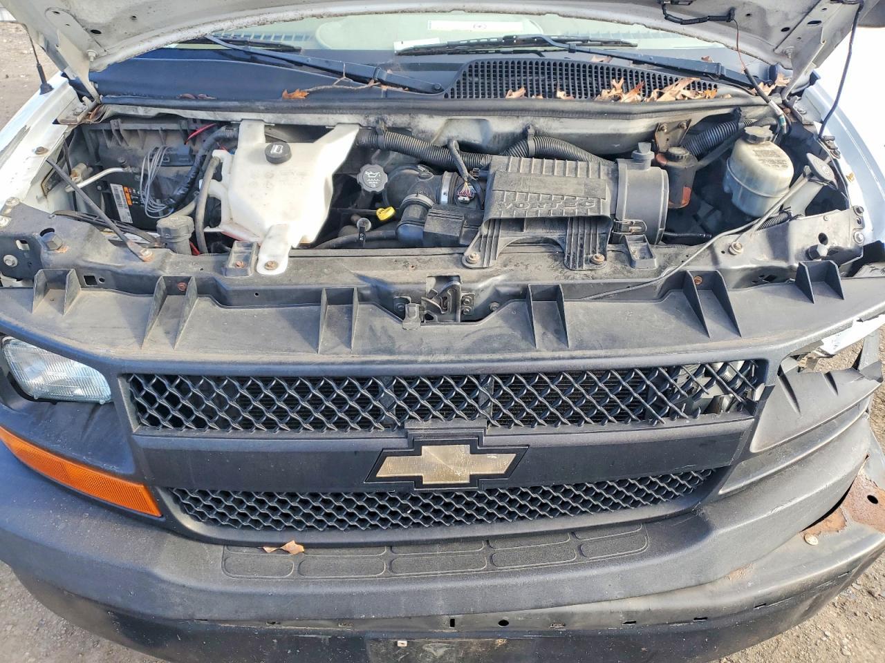2011 Chevrolet Express 2500 Delivery Van