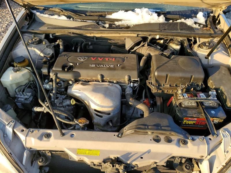 2004 Toyota Camry le