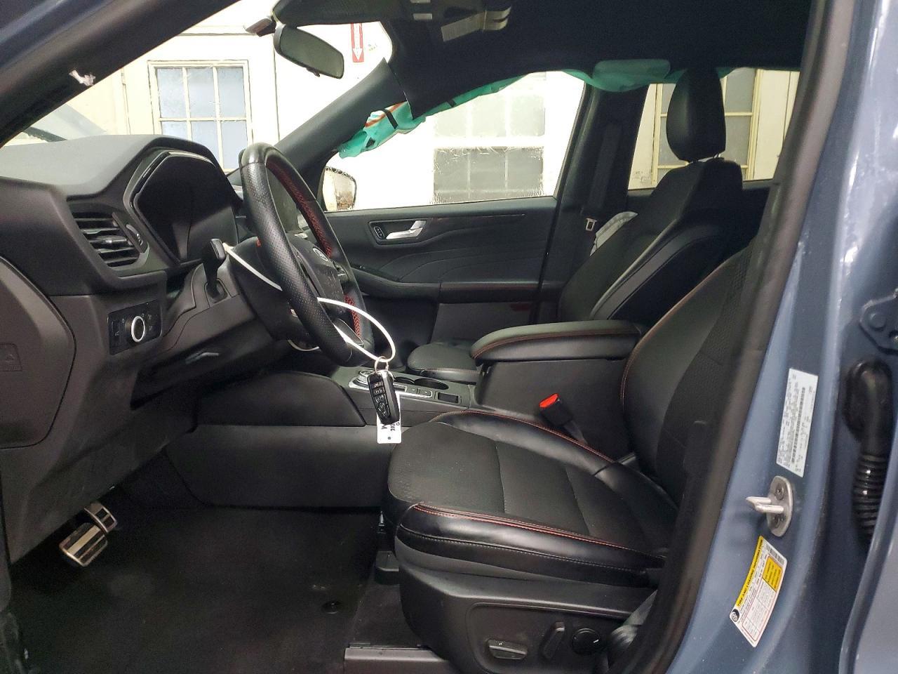 2024 Ford Escape st Line