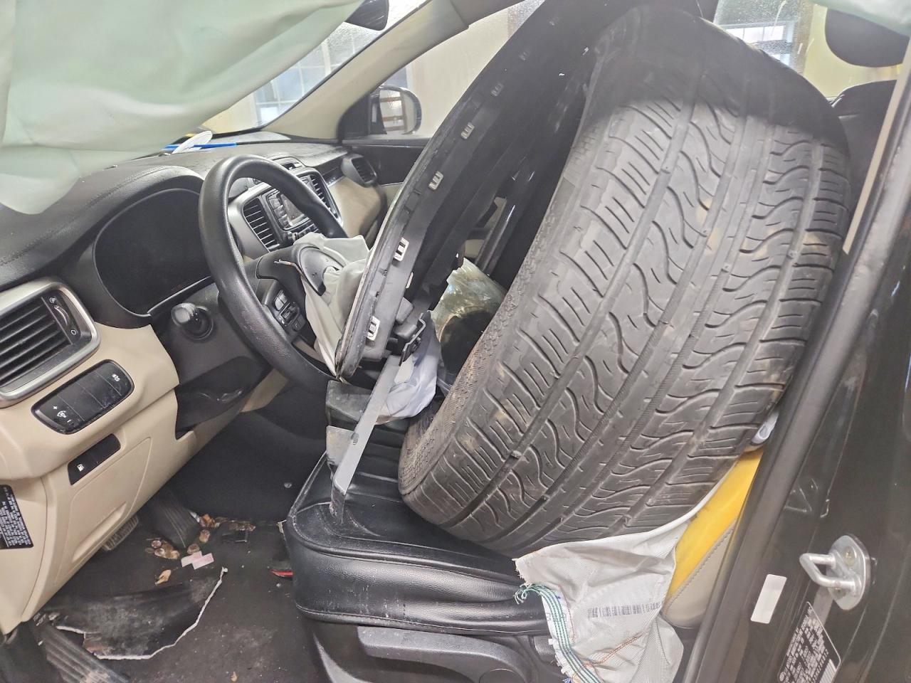 2017 KIA Sorento lx