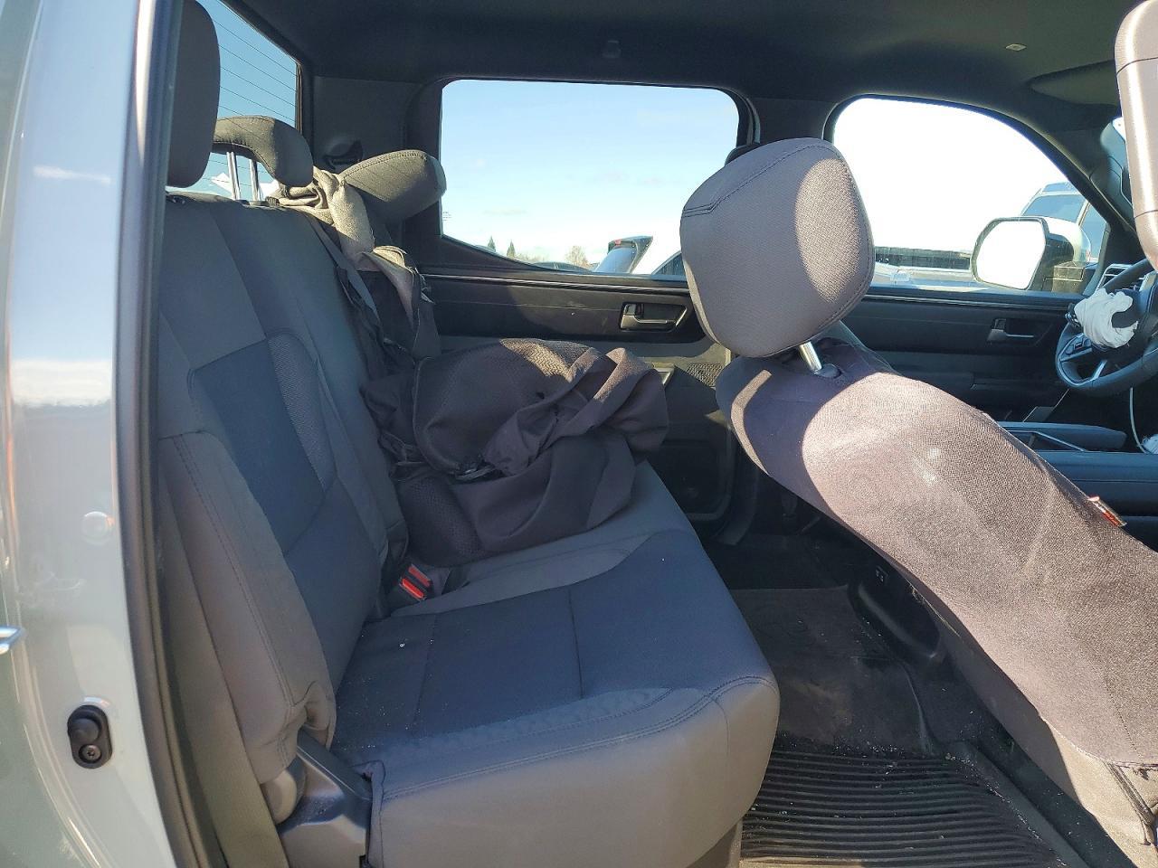 2025 Toyota Tundra Crewmax sr