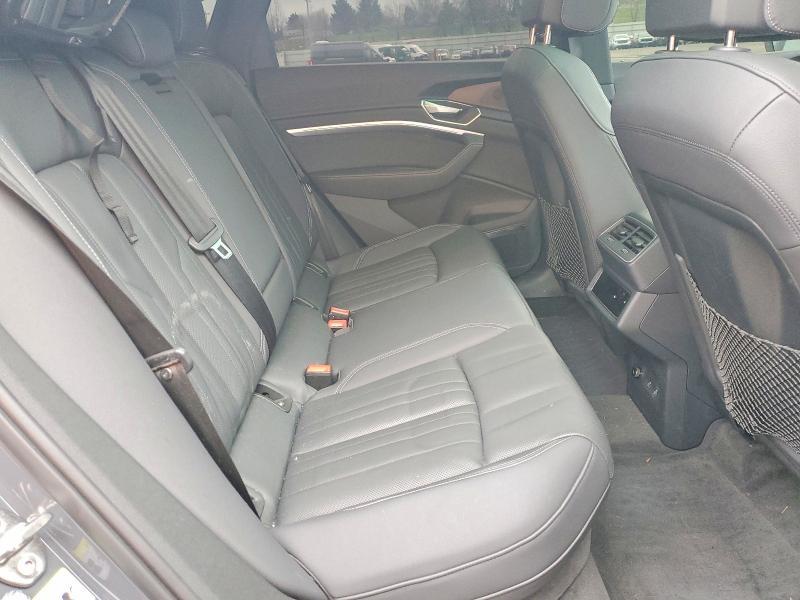 2024 Audi Q8 E-tron Sportback Premium Plus