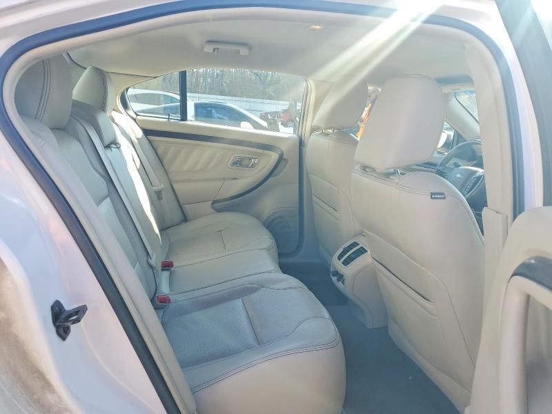 2010 Ford Taurus Limited