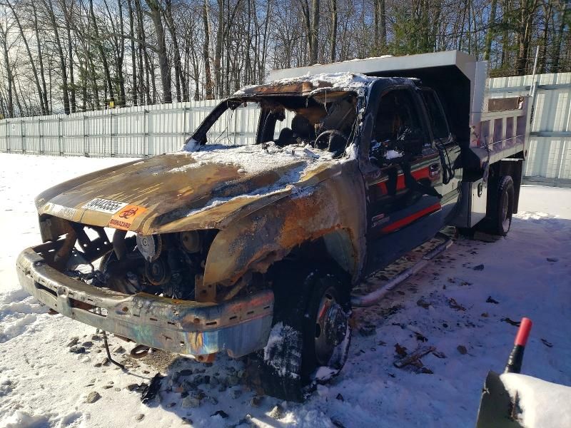 2003 Chevrolet Silverado Dump Truck