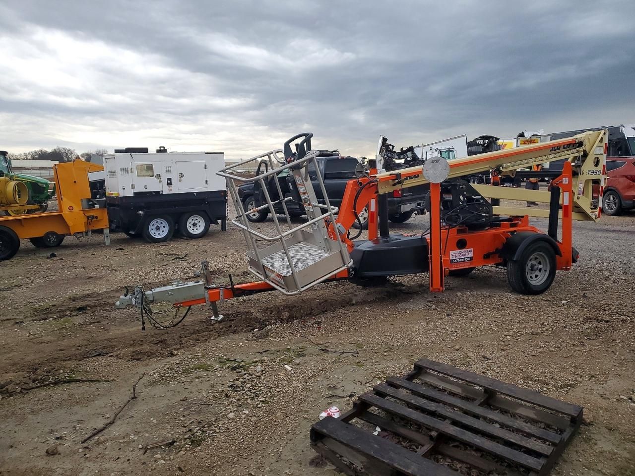2024 JLG T350 Boom Lift