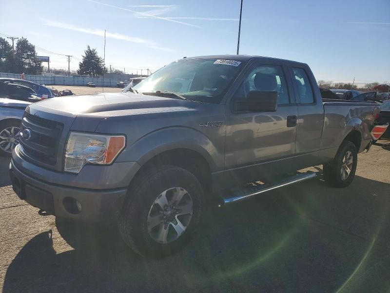 2013 Ford F150 Super cab