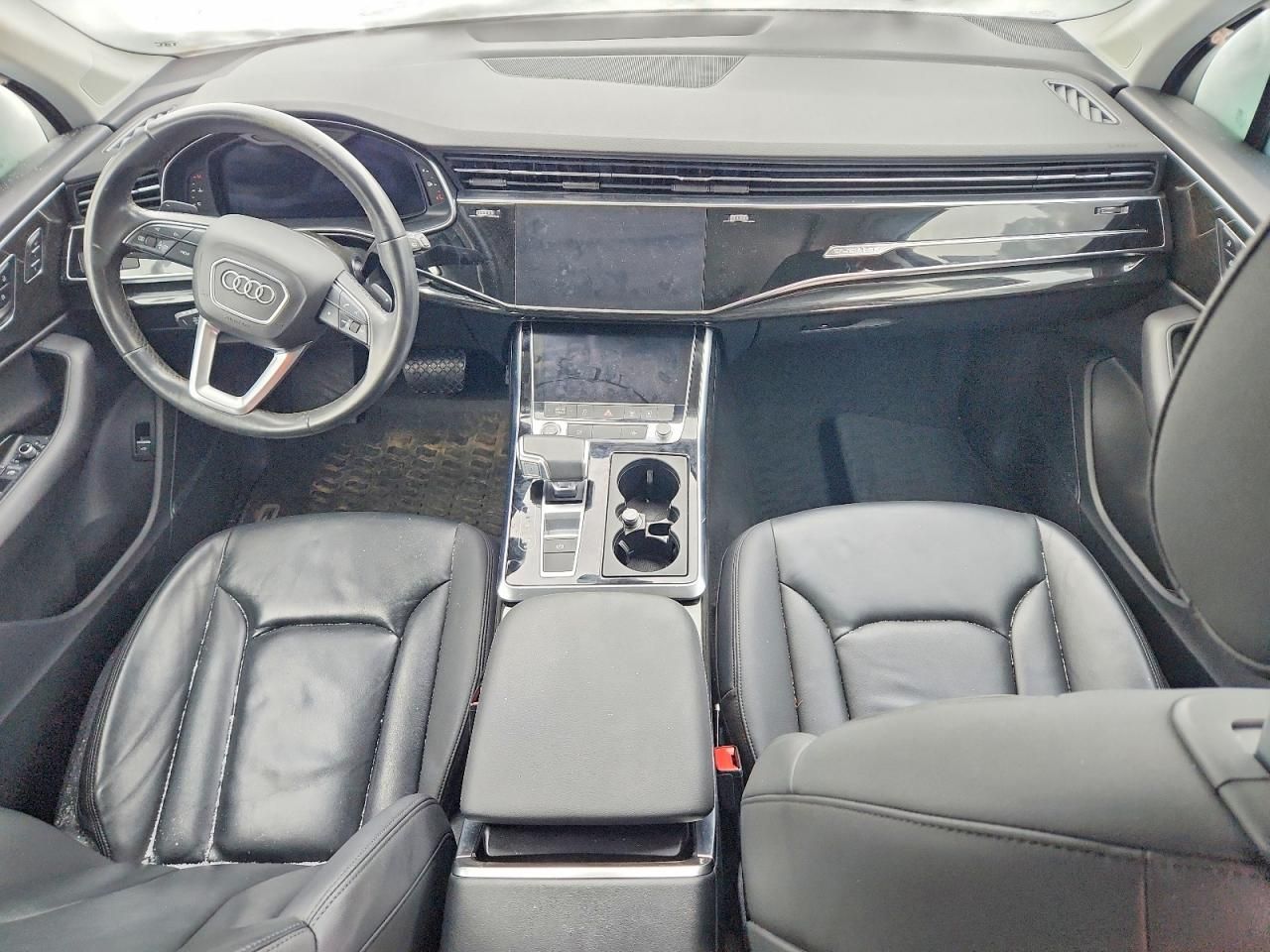 2022 Audi Q7 Premium Plus