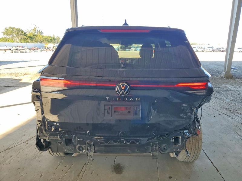 2025 Volkswagen Tiguan se