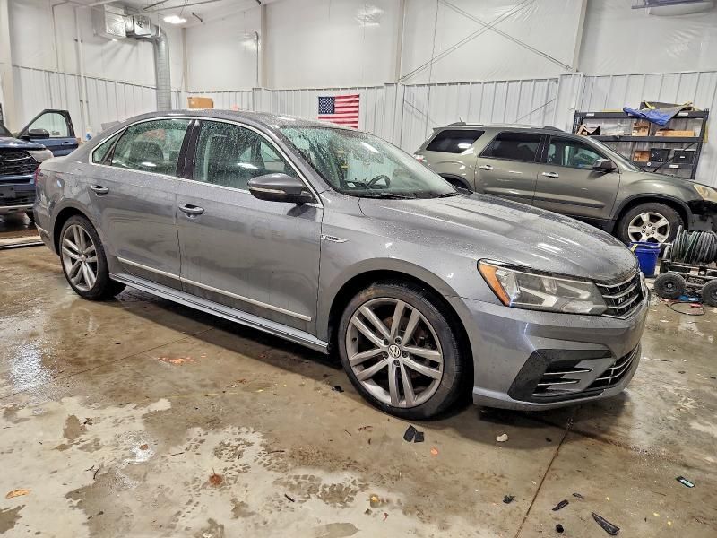 2017 Volkswagen Passat R-line