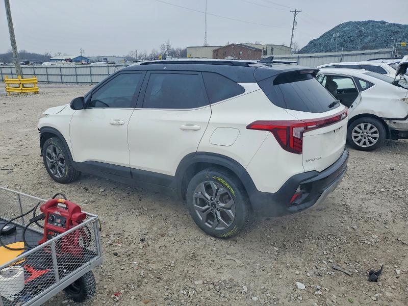 2024 KIA Seltos s