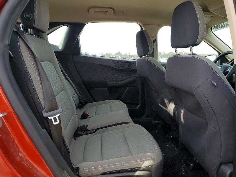 2020 Ford Escape s