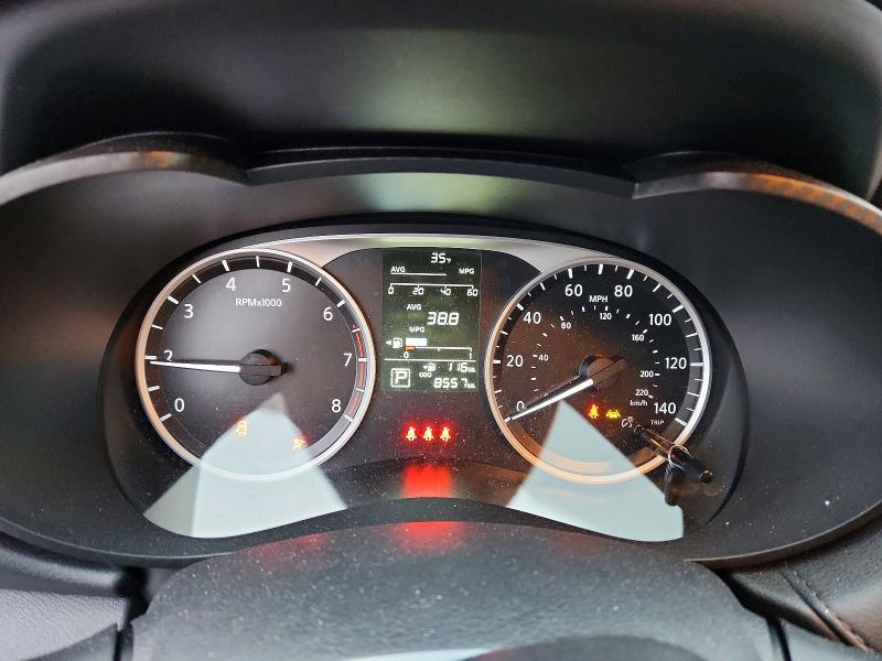 2025 Nissan Versa s
