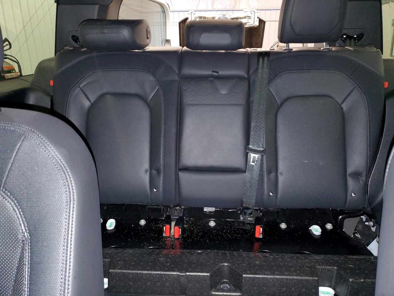 2023 Land Rover Defender 90 X-dynamic se