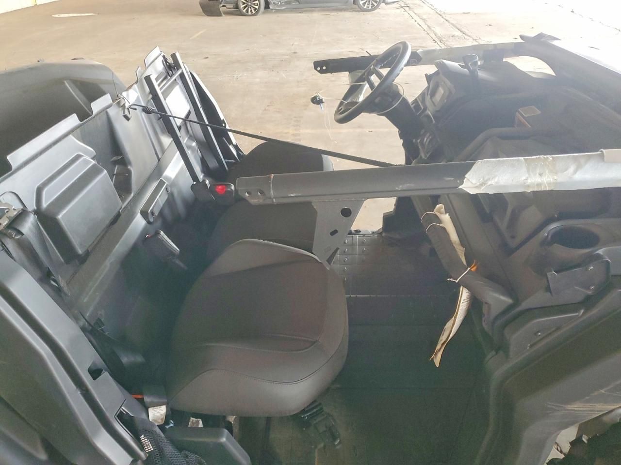 2025 Can-Am Defender-Utility Vehicle