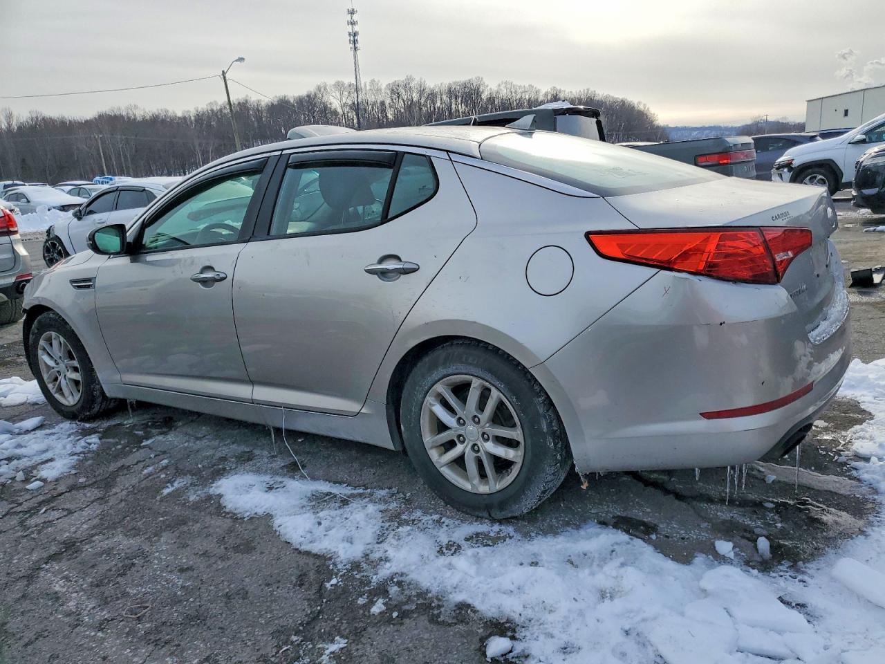 2013 KIA Optima lx
