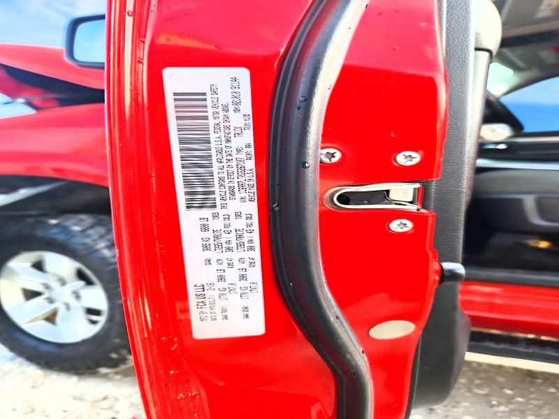 2016 Dodge Ram 1500 slt