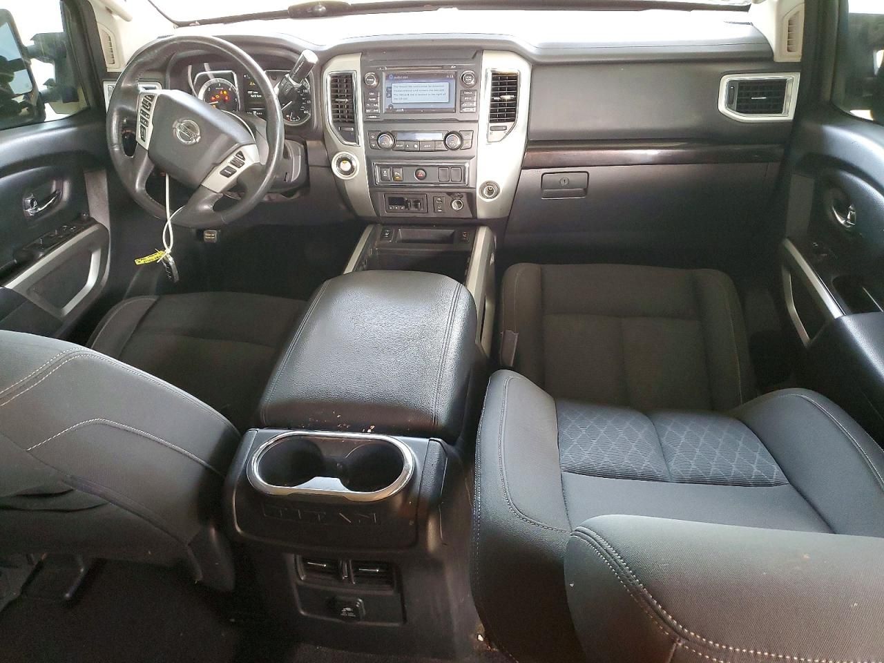 2016 Nissan Titan XD SL