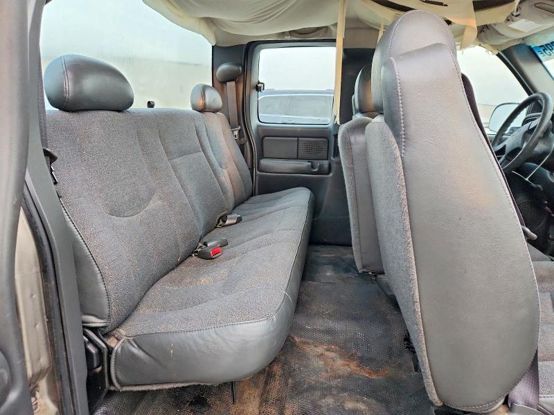 2003 Chevrolet Silverado C1500