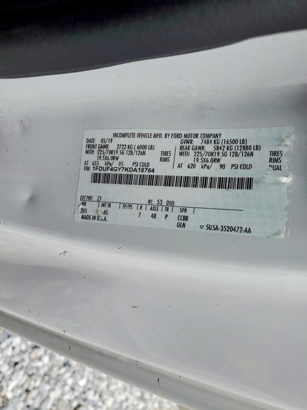 2019 Ford F450 Super Duty box Truck