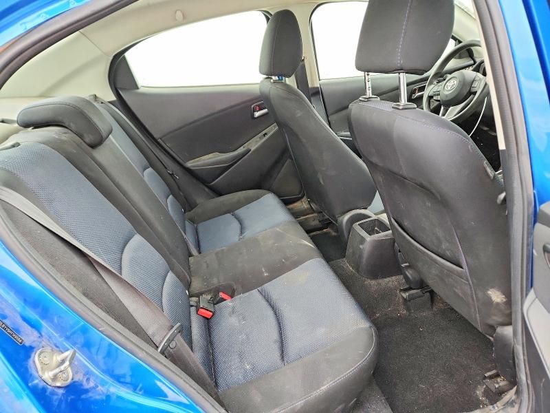 2017 Toyota Yaris ia