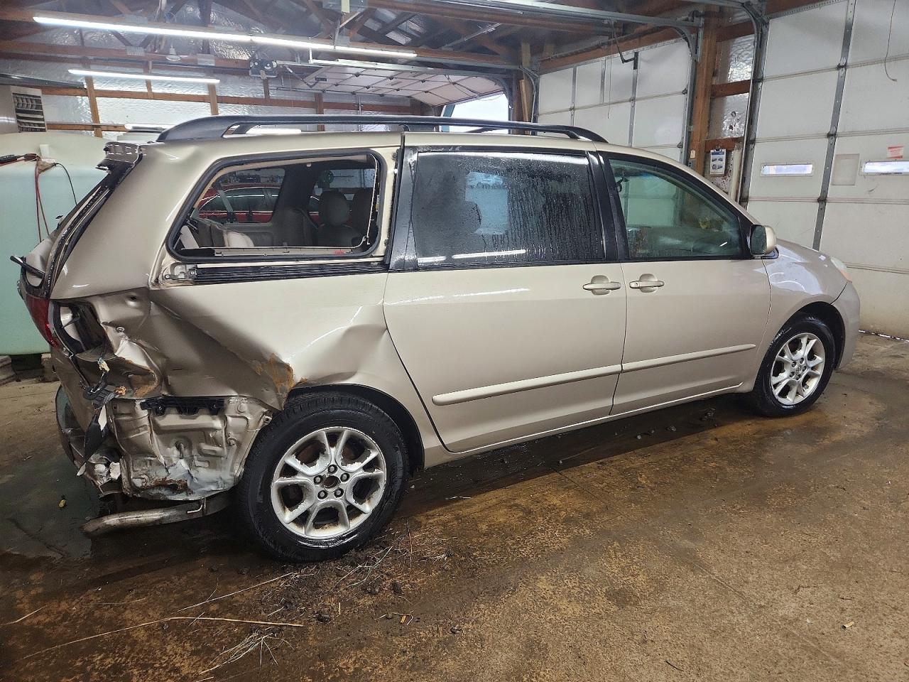 2006 Toyota Sienna xle