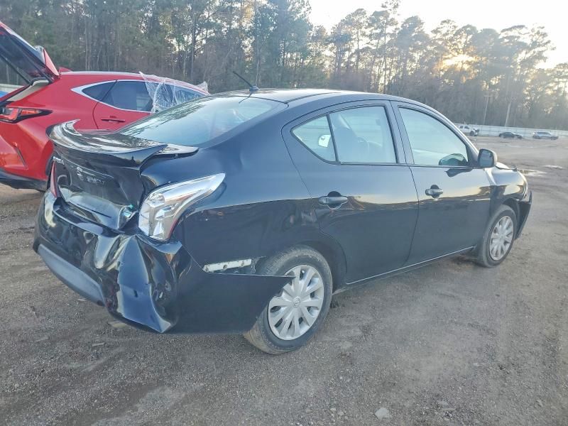 2015 Nissan Versa s