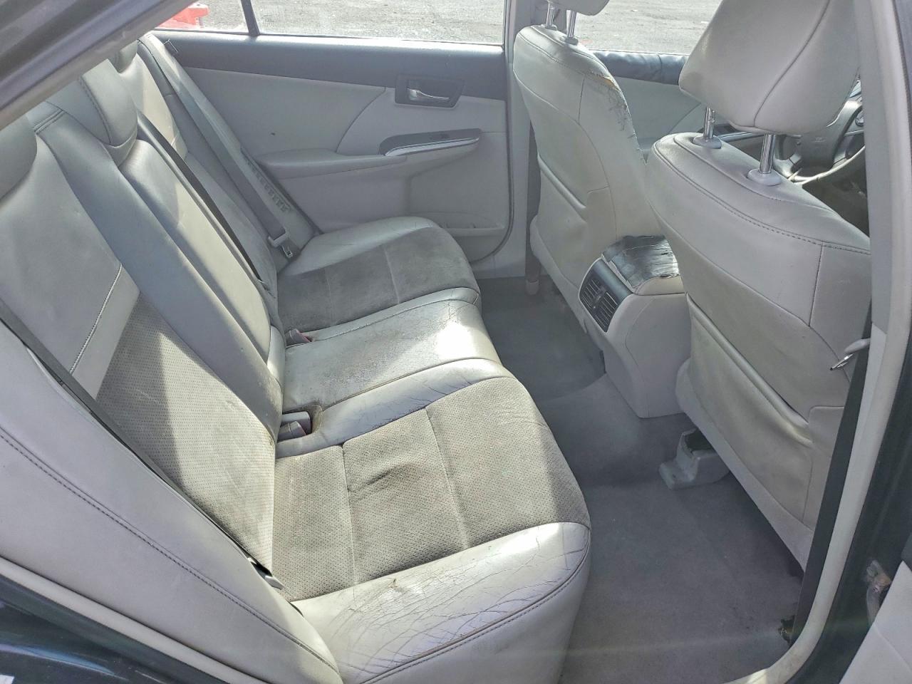 2012 Toyota Camry Hybrid