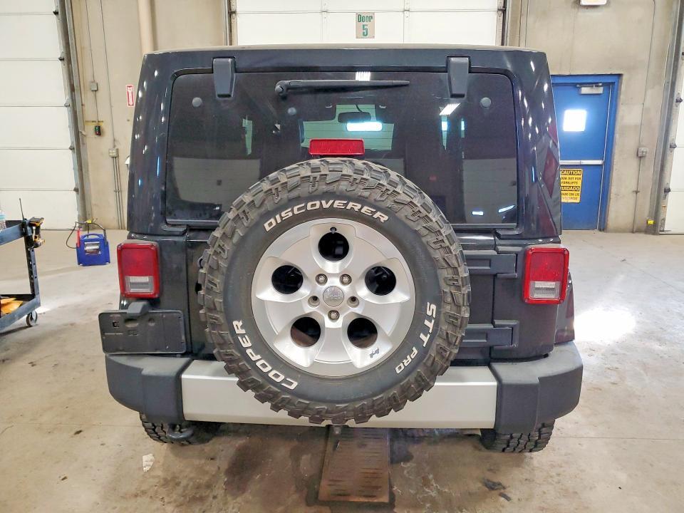 2013 Jeep Wrangler Sahara