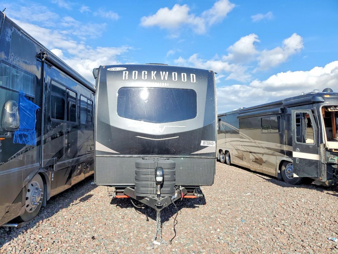 2025 Rockwood Signature