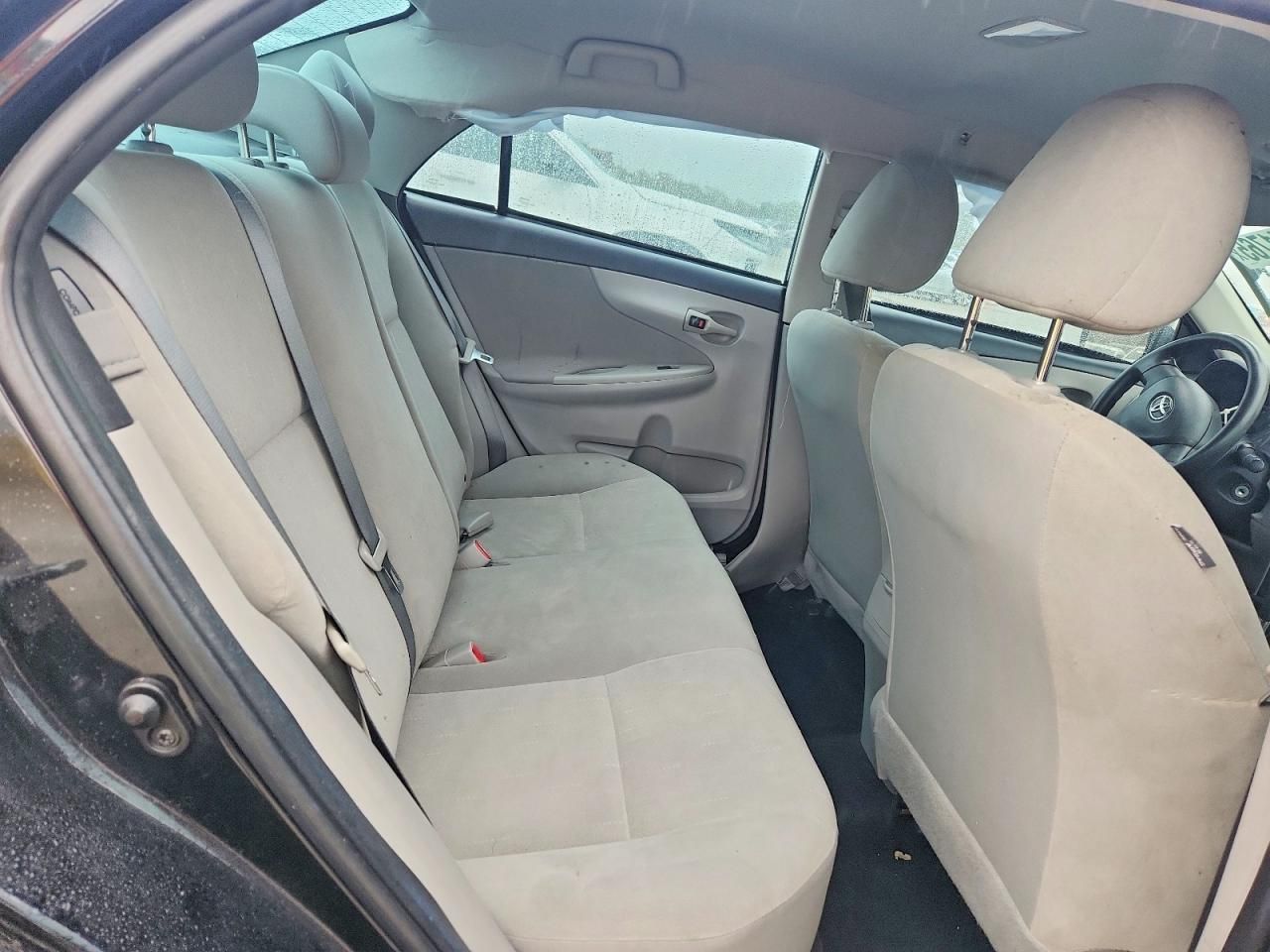 2013 Toyota Corolla l