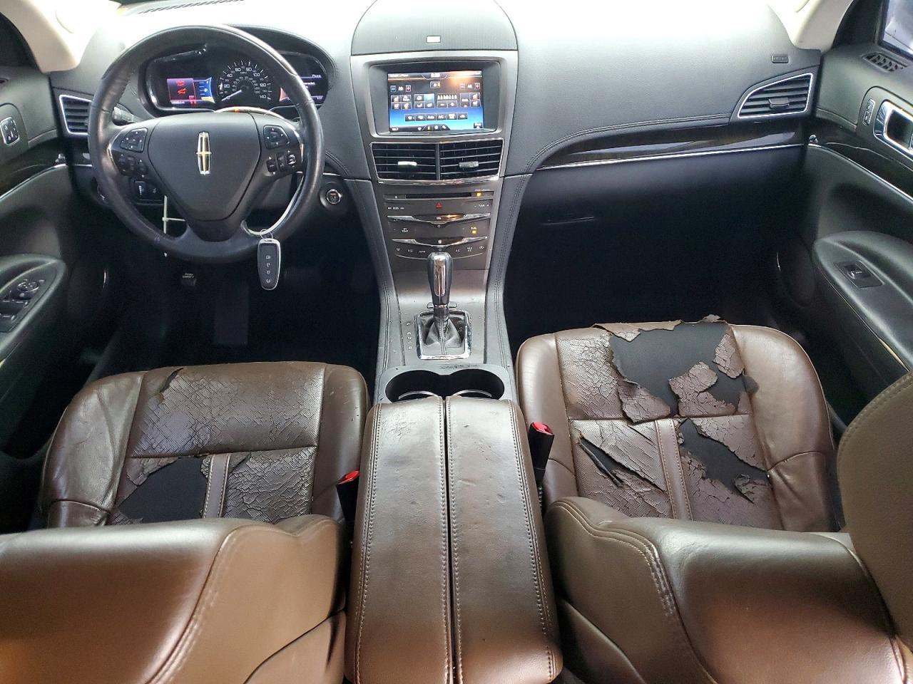2013 Lincoln MKT