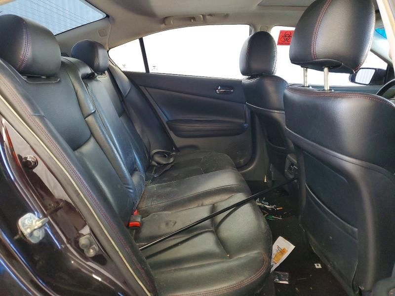 2013 Nissan Maxima s