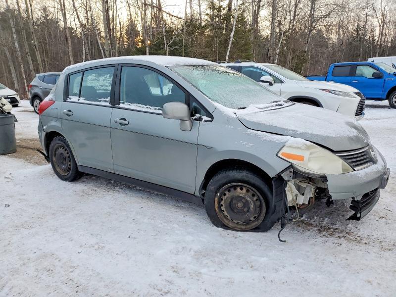 2009 Nissan Versa s