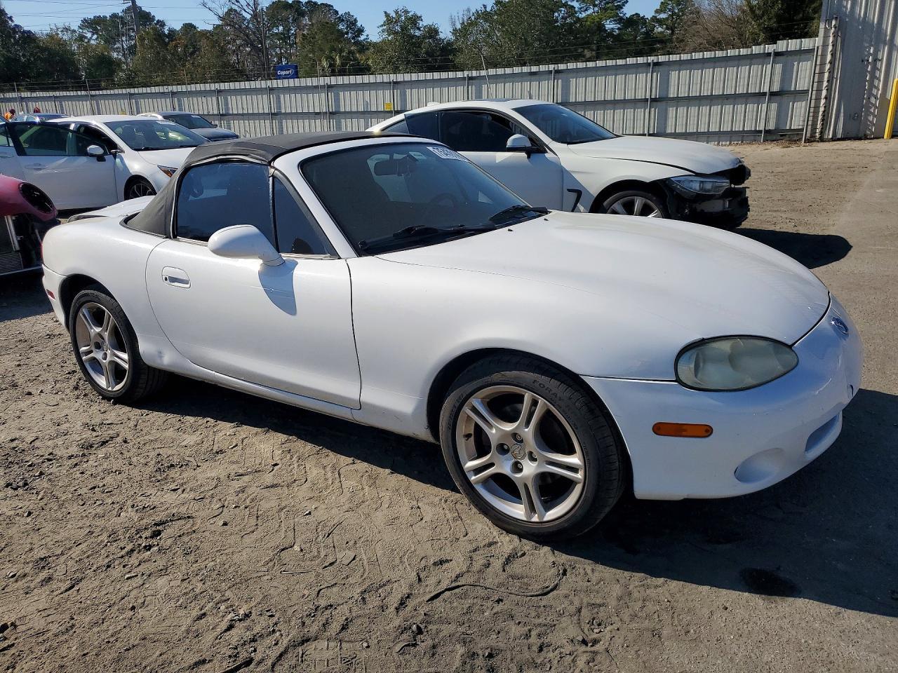 2004 Mazda Mx-5 Miata Base