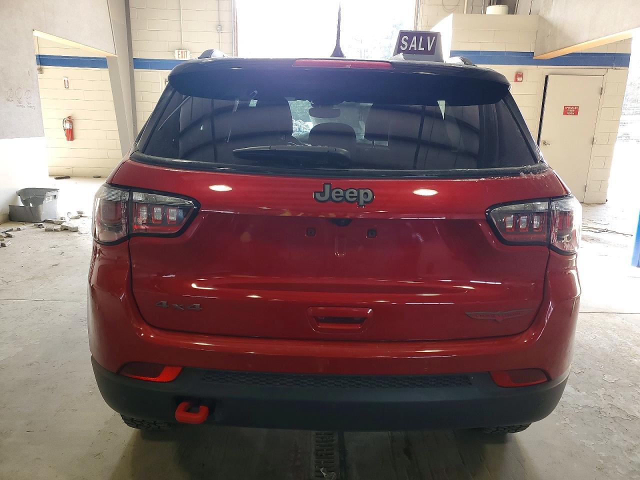 2025 Jeep Compass Trailhawk