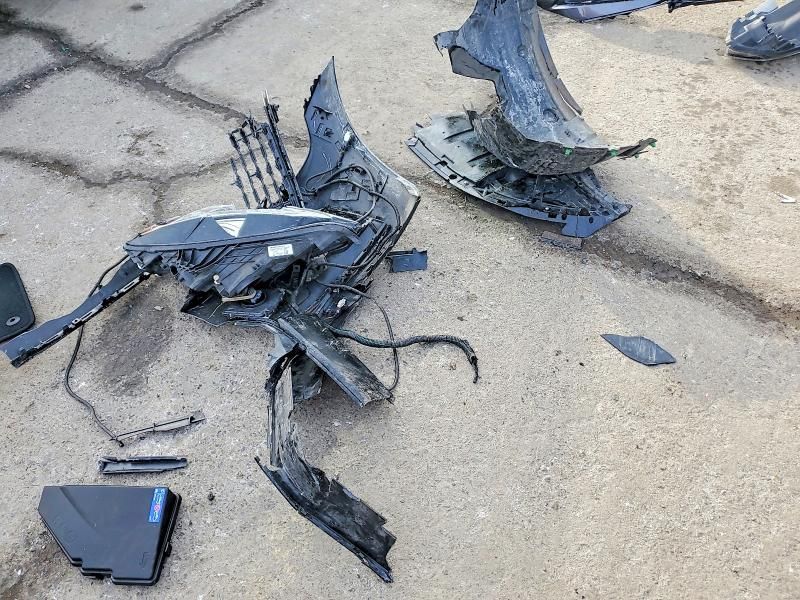 2019 Volvo S60 T8 R-design