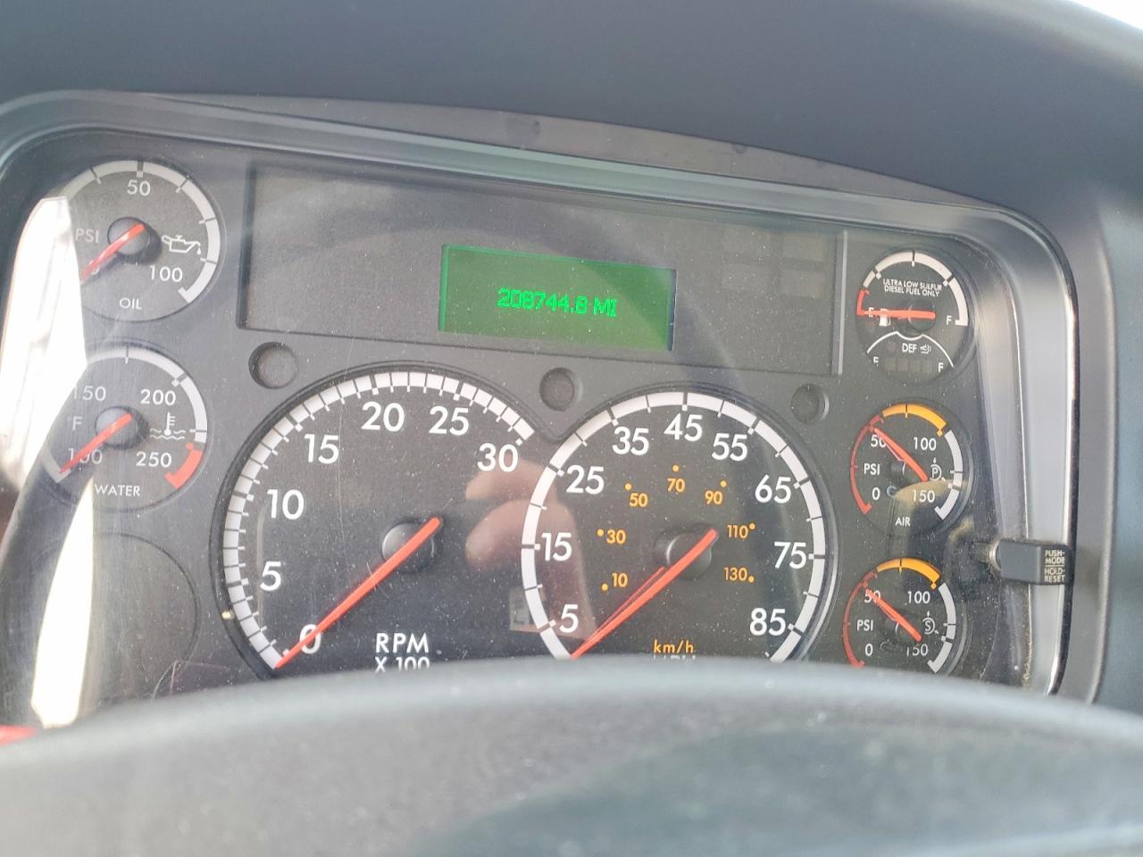 2016 Freightliner Business Class M2 BOX Truck
