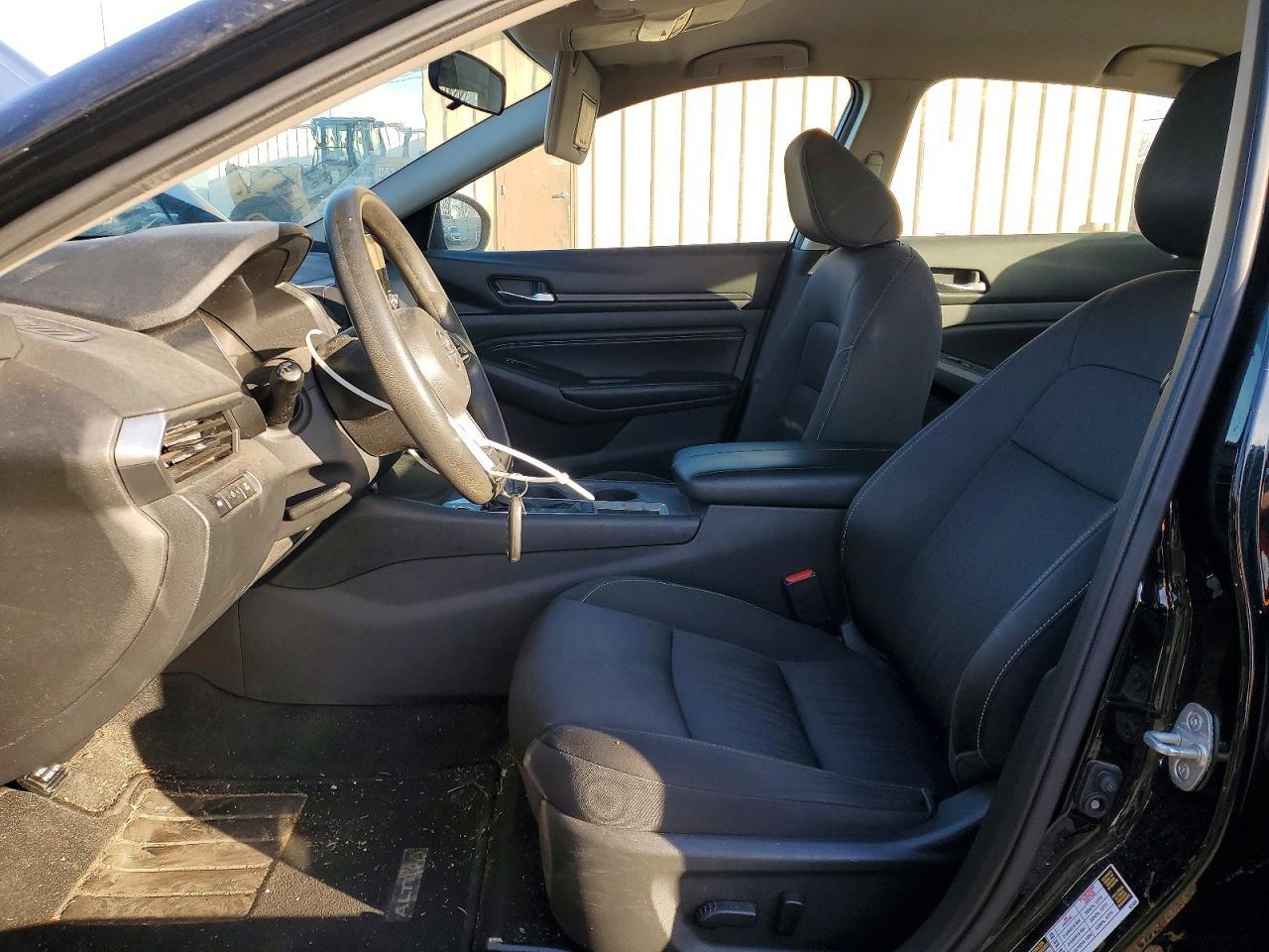 2019 Nissan Altima s