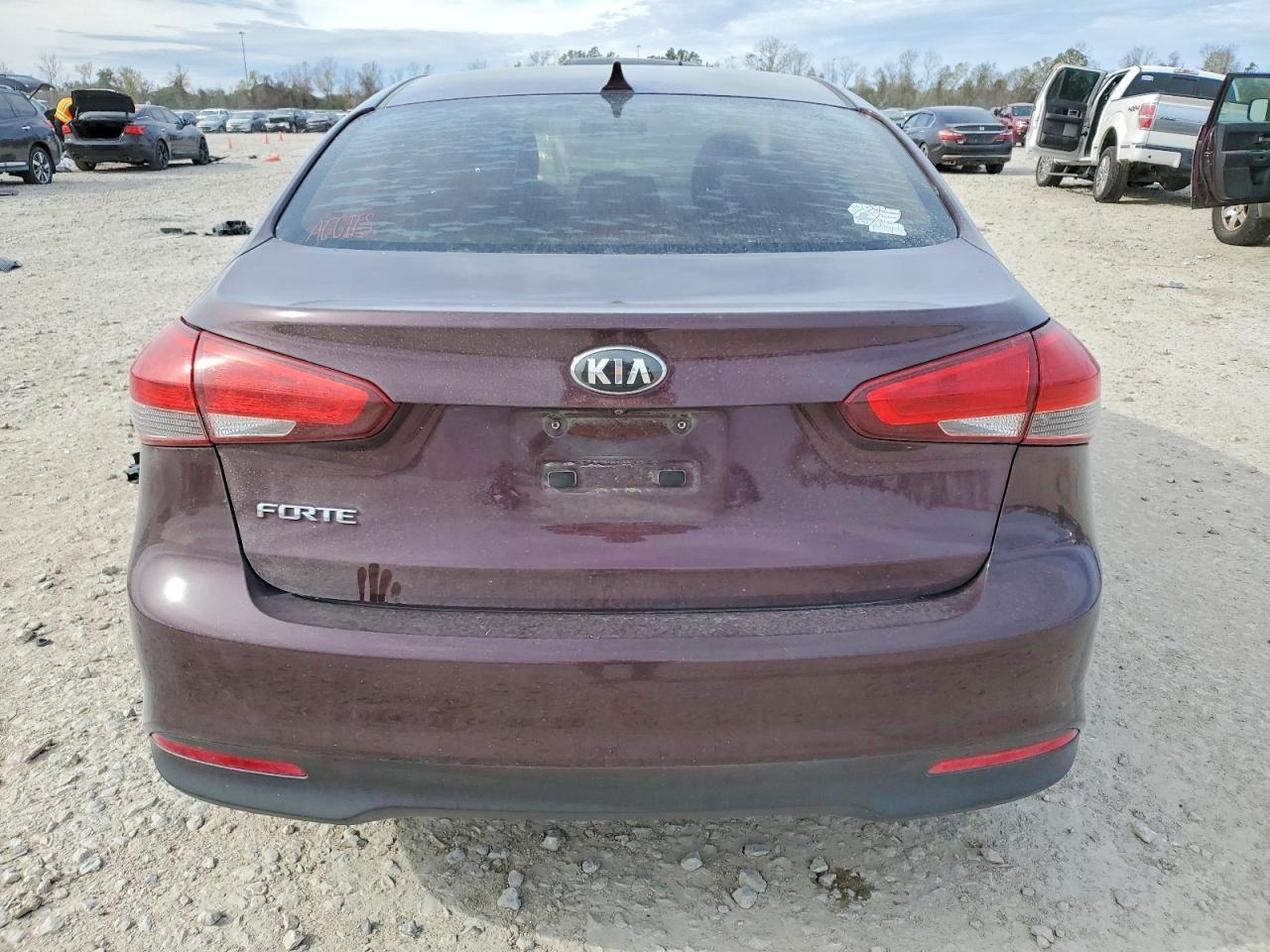 2018 KIA Forte lx