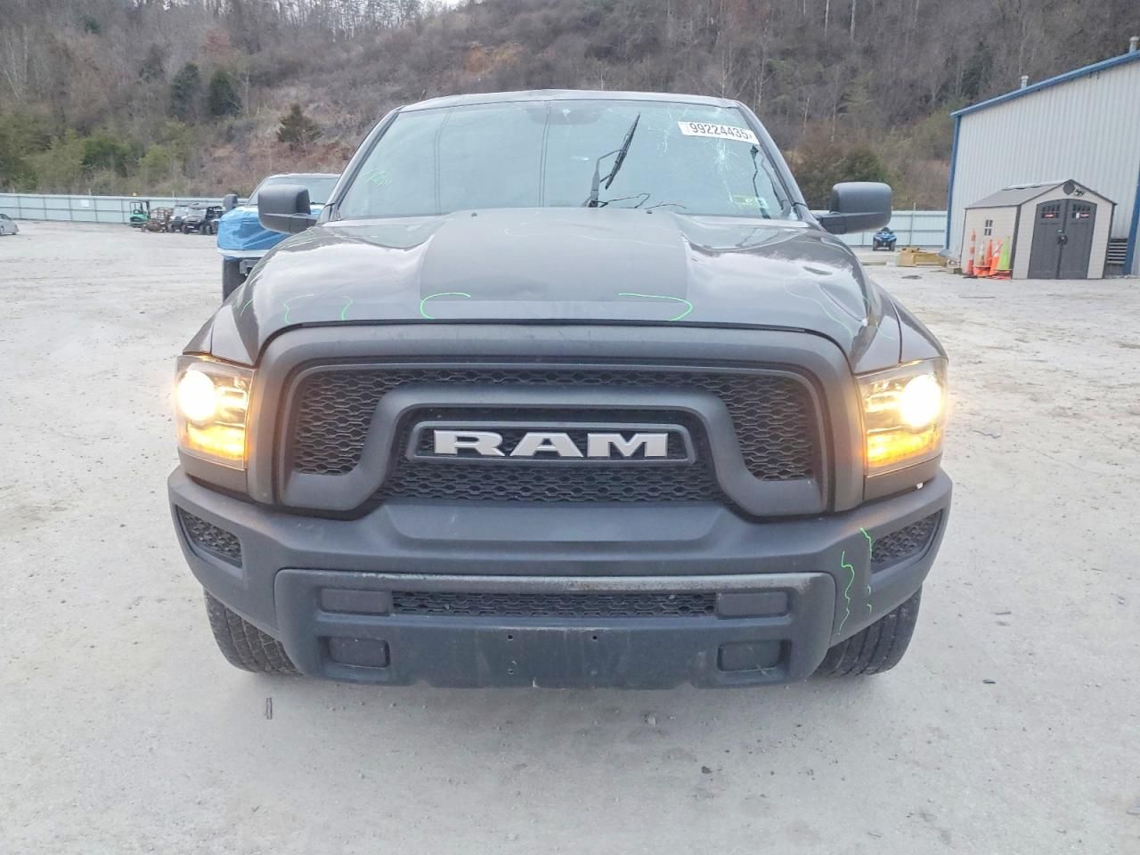 2022 Dodge Ram 1500 Classic slt