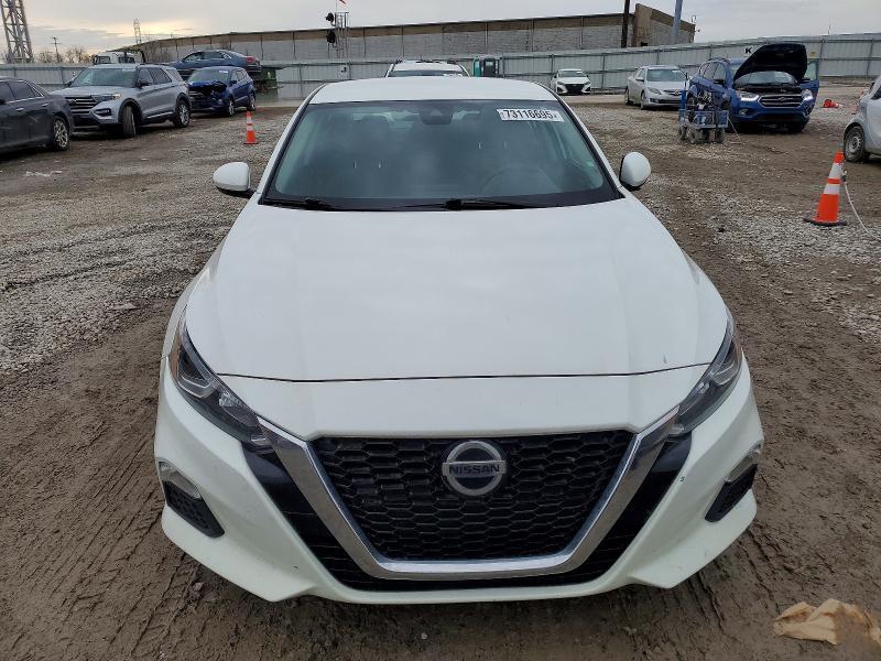 2021 Nissan Altima